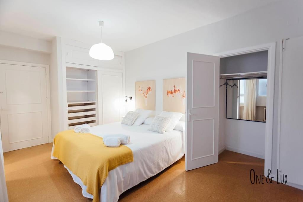 O&L Aire - Spacious And Bright Apartment In The Heart Of 塞维利亚 外观 照片