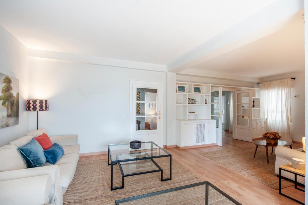 O&L Aire - Spacious And Bright Apartment In The Heart Of 塞维利亚 外观 照片